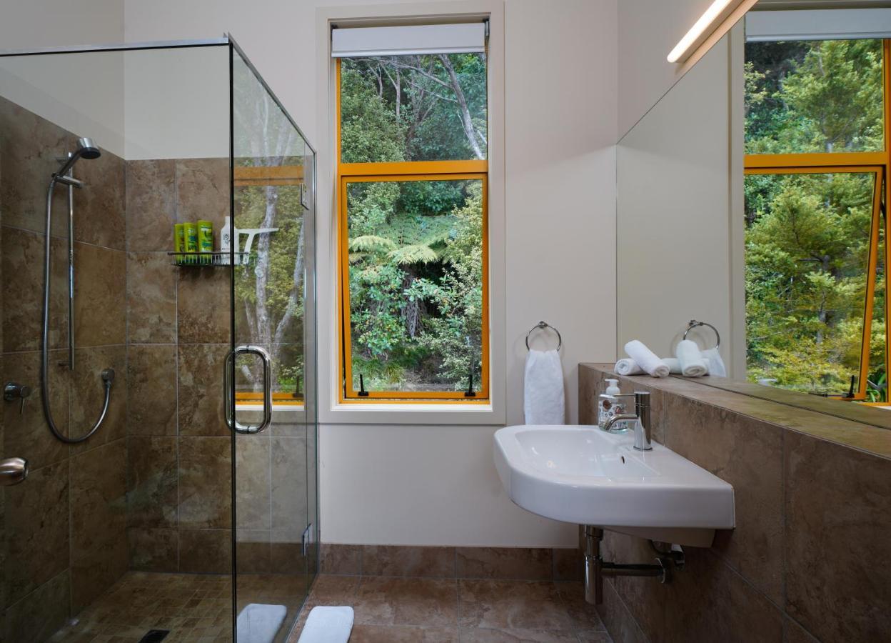 Island View - Stay Waiheke Palm Beach 外观 照片